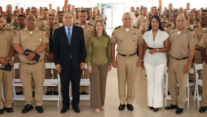 Cientos de militares dominicanos participan en consulta nacional sobre violencia contra las mujeres