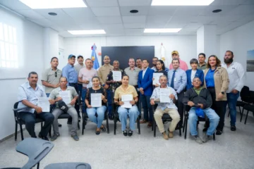 Productores reciben RD$ 15 millones para tecnificar sistemas de riego