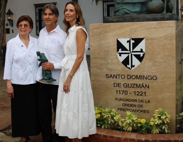 María Teresa Ruiz de Catrain realizó un recorrido por la historia del nombre de Santo Domingo y su trascendencia a lo largo de más de cinco siglos. 