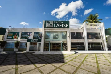 Banco Lafise mejora perspectiva de su calificación de riesgo