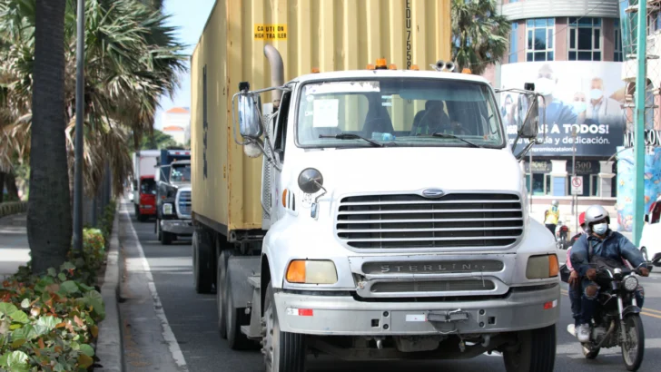 ¿Cuántas veces hay que prohibir los camiones? El Malecón suma seis restricciones desde 2012