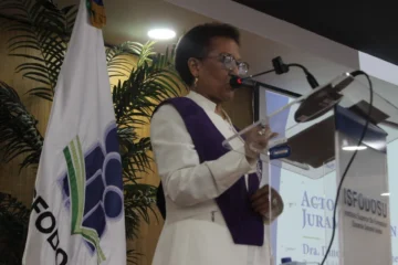 Dinorah García propone transformar la formación docente desde Isfodosu