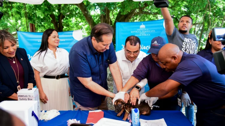 Ministerio de Salud realizará jornada de vacunación antirrábica para perros y gatos en Ciudad Juan Bosch Ministerio de Salud realizará jornada de vacunación antirrábica para perros y gatos en Ciudad Juan Bosch