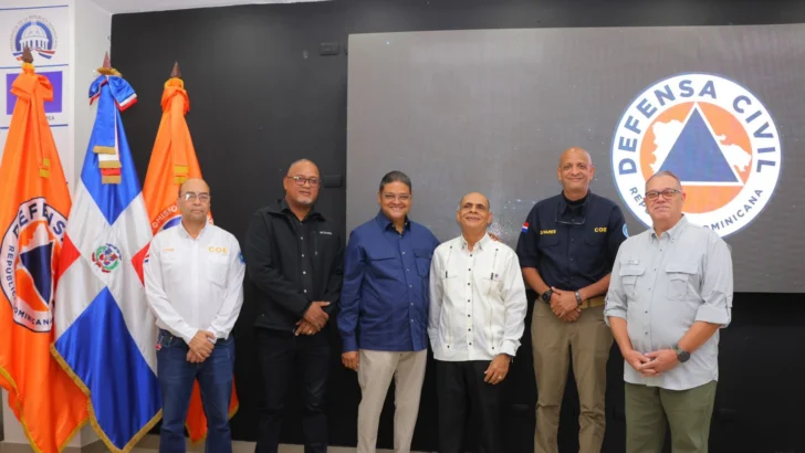Carlos Manuel Paulino Cárdenas asume como director ejecutivo de la Defensa Civil