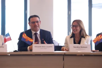 RD y Arizona firman alianza para impulsar industria de semiconductores RD y Arizona firman alianza para impulsar industria de semiconductores