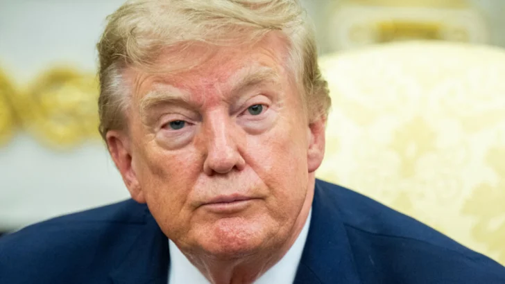 Trump amenaza con 