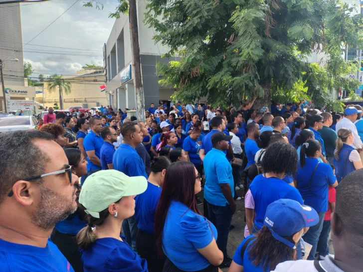 ADP en Santiago denuncia que miles de estudiantes no tienen aulas para iniciar la docencia