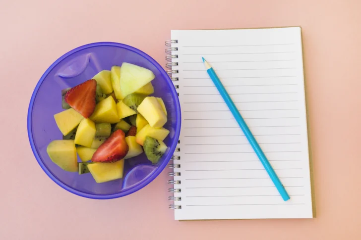 ¿Qué poner en la lonchera? Guía para alimentar mejor a los niños durante el año escolar