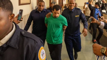Arrestan a Jean Andrés Pumarol tras corte revocar no ha lugar y enviarlo a juicio Arrestan a Jean Andrés Pumarol tras corte revocar no ha lugar y enviarlo a juicio