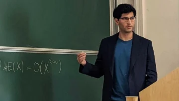 El matemático que llevaba 7 años trabajando en descifrar un enigma que fue resuelto por un aficionado