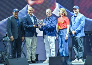 Banco Central dedica sus Juegos Interdepartamentales 2026 a Félix Sánchez