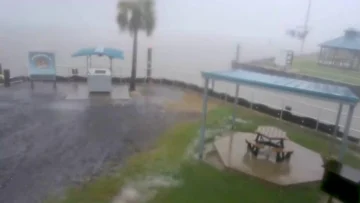 La tormenta Edouard toca tierra cerca de la frontera entre Luisiana y Texas; se prevén inundaciones