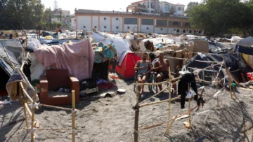 Ceuta: miles de migrantes abandonados a su suerte y un refuerzo de las medidas de seguridad