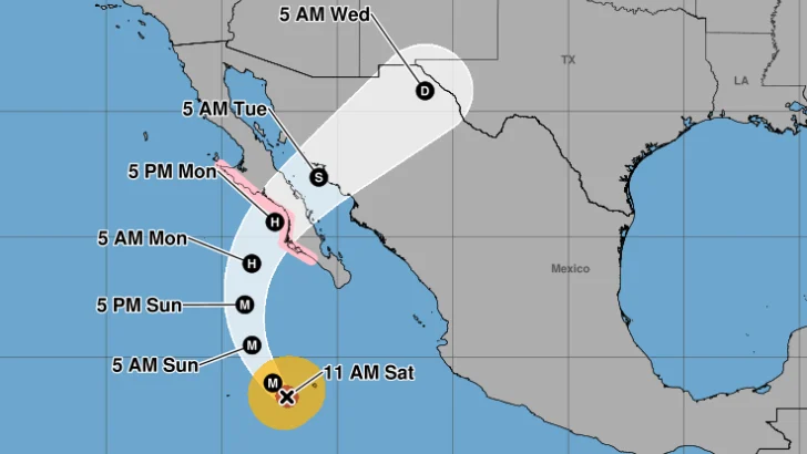 Polo se debilita a categoría 4 frente a Baja California Sur en el Pacífico mexicano