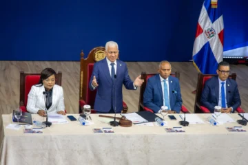 Senado celebra sesión ordinaria en La Romana por su 82 aniversario