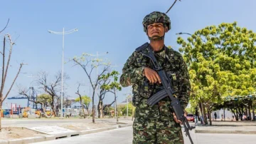 Cómo la turística Santa Marta se convirtió en la primera prueba de fuego de la lucha de De la Espriella contra los grupos armados en Colombia Cómo la turística Santa Marta se convirtió en la primera prueba de fuego de la lucha de De la Espriella contra los grupos armados en Colombia