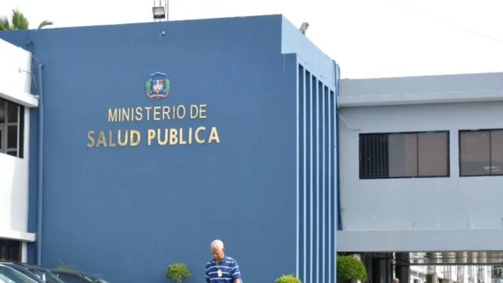 Entre los hallazgos citados figura una diferencia de RD$304.4 millones pagados por encima de lo estimado y otra de RD$7.3 millones por adjudicaciones hechas por encima de la mejor oferta económica.