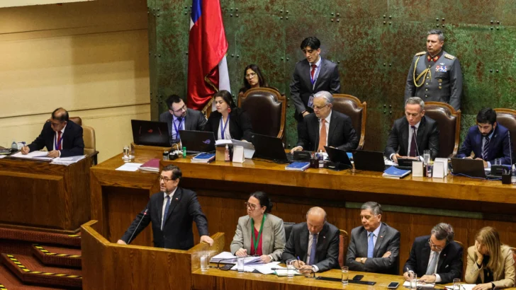 Congreso chileno interpela al canciller por entrar al Escudo de las Américas