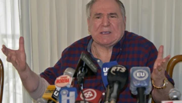 Ecuador: El ex presidente Abdalá Bucaram, condenado por venta irregular de tests de covid