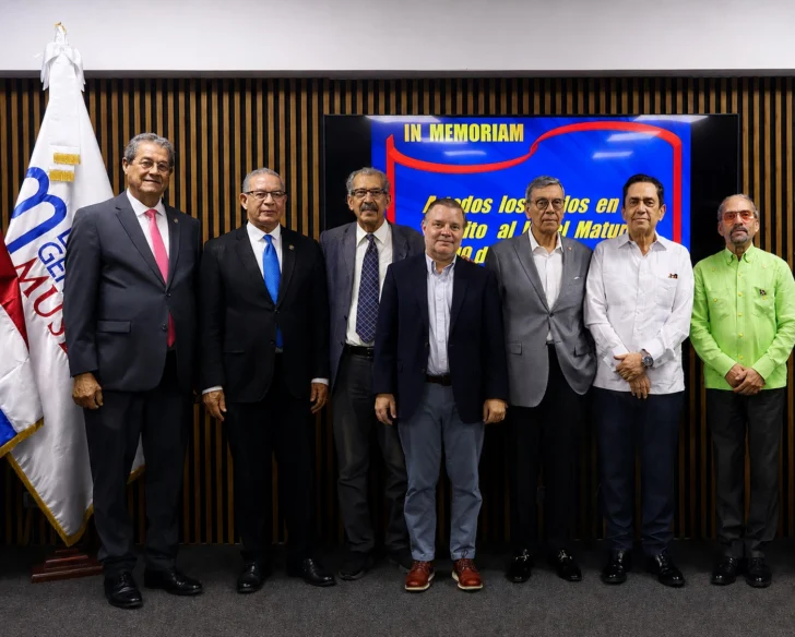 8999-Jacinto-Pichardo-Wilson-Gomez-Jose-G.-Guerrero-Sanchez-Joan-Ferrer-William-V.-Wall-Bill-Wall-Tony-Raful-y-Juan-Pablo-Uribe-728x584