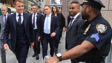 Macron conversa con Trump sobre Ormuz y con Zelenski sobre una tregua energética Macron conversa con Trump sobre Ormuz y con Zelenski sobre una tregua energética