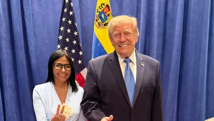 Trump y Delcy Rodríguez se reúnen por primera vez y María Corina Machado impedida de volver