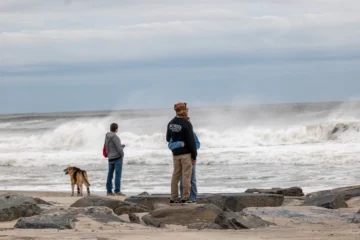 Tormenta nor’easter golpea el noreste de EE. UU. con lluvias, fuertes vientos e inundaciones