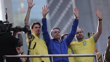 La carrera por el poder de los Bolsonaro se vuelca en el sur de Brasil La carrera por el poder de los Bolsonaro se vuelca en el sur de Brasil