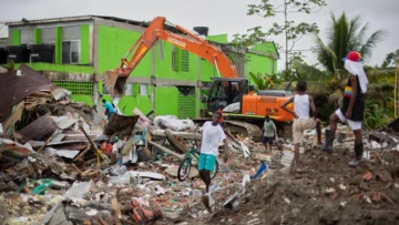 'Me preocupa que se nos caiga el techito encima': tras un mes del terremoto, Colombia sigue con miedo 'Me preocupa que se nos caiga el techito encima': tras un mes del terremoto, Colombia sigue con miedo