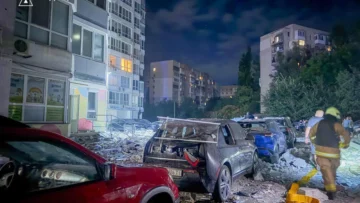 Al menos dos muertos por ataques rusos en Ucrania, mientras Kiev y Moscú amenazan con recrudecer la guerra Al menos dos muertos por ataques rusos en Ucrania, mientras Kiev y Moscú amenazan con recrudecer la guerra