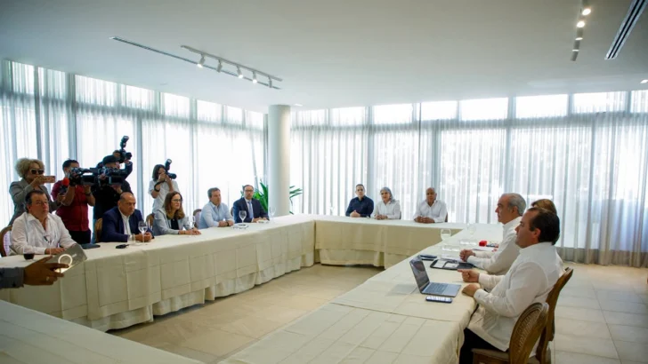Abinader anuncia RD$9,000 millones para ampliar Acueducto Cibao Central y evalúa RD$1,700 millones para hospitales de Santiago