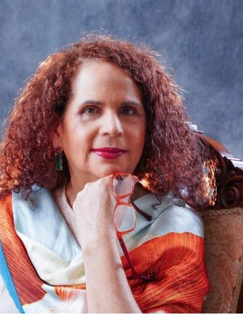 Ángela Hernández presentará “Caribe en breves” este sábado en la Feria del Libro