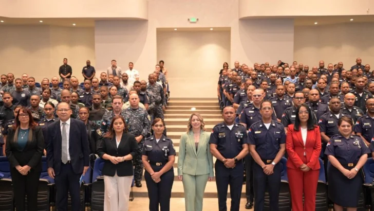 Policía Nacional suma agentes a Consulta Nacional para prevenir la violencia contra las mujeres