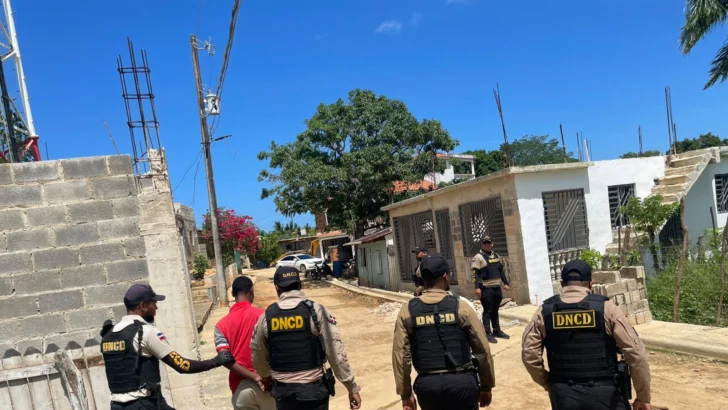 DNCD decomisa más de 32 kilos de presuntas drogas en operativos en cuatro provincias