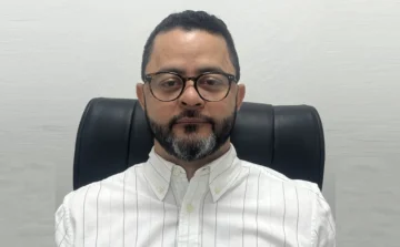 ¿Maestros de CA o de IA? Una opinión crítica al artículo de Andrés Dauhajre hijo