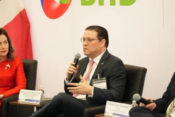 IA y mipymes: Sanz Lovatón plantea en EEUU elevar productividad y acceso a nuevos mercados