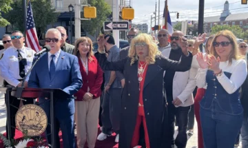 Honran a Fefita La Grande con una calle que lleva su nombre en Union City, Nueva Jersey Honran a Fefita La Grande con una calle que lleva su nombre en Union City, Nueva Jersey