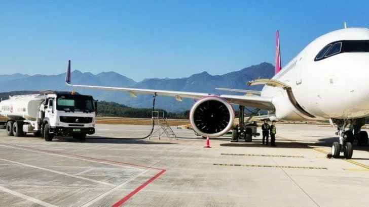 ¿Cómo impacta a los costos de las aerolíneas el ajuste por temperatura al Avtur?