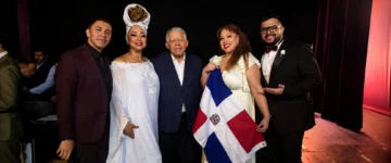 La cantante dominicana Diomary La Mala brilla en el XI Festival del Bolero en México