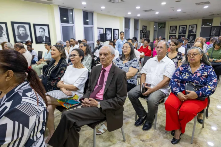 El “Regreso” de Rafael Pineda: una poesía que narra, canta y recuerda