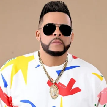 Julián Oroduro víctima de bandas en su casa; esposa fue asesinada Julián Oroduro víctima de bandas en su casa; esposa fue asesinada