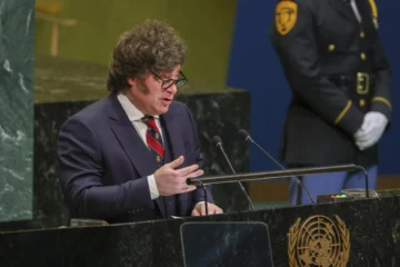 Milei califica a la ONU de “organización inútil” por su actuación en el conflicto de las Malvinas; pide a Reino Unido reanudar las negociaciones
