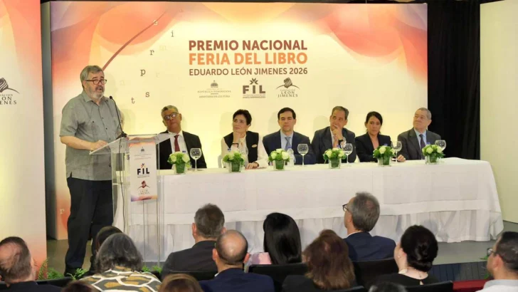 ¿Quién es el tal Pablo Mella S.J. y por qué ganó el XIX Premio Nacional Eduardo León Jimenes 2026?