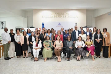 Gabinete de Mujeres coordina servicios y respuestas para violencia contra mujeres y niñas Gabinete de Mujeres coordina servicios y respuestas para violencia contra mujeres y niñas