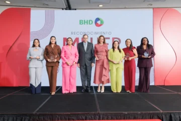Banco BHD reconoce a clientas empresarias