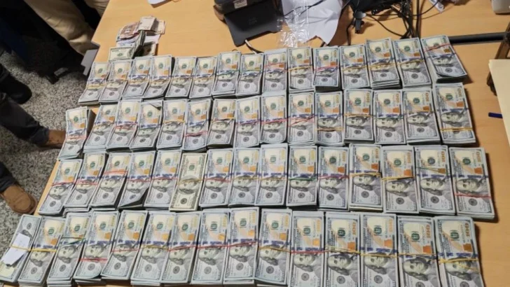 Colombiano intentaba salir de RD con US$ 600 mil sin declarar