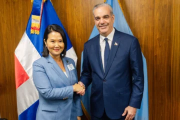 Abinader plantea llevar a nuevos niveles relaciones con Perú tras bilateral con Fujimori