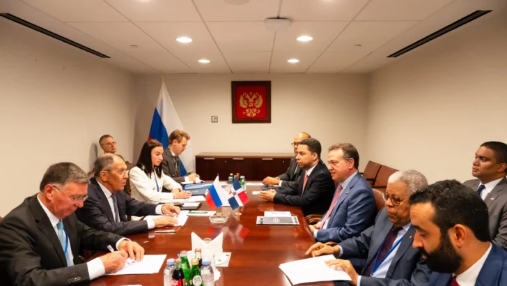 Canciller Bisonó plantea a Lavrov preocupación por ofertas laborales a dominicanos en Rusia