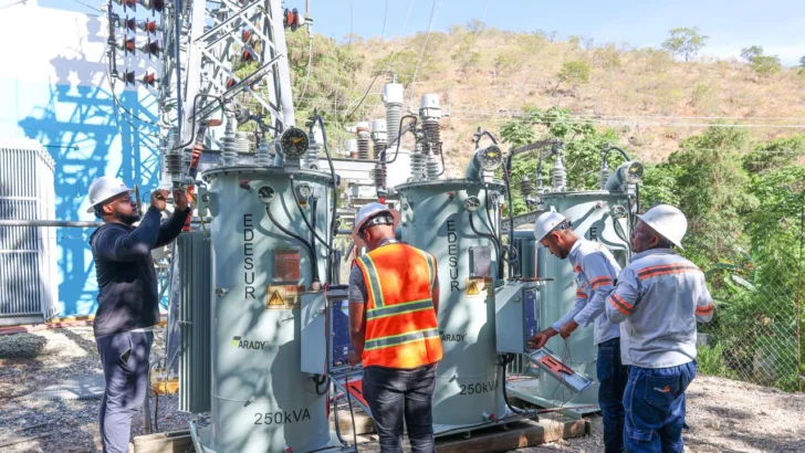 Edesur, ETED y EGEHID intervienen red eléctrica en Neiba para mejorar estabilidad del servicio
