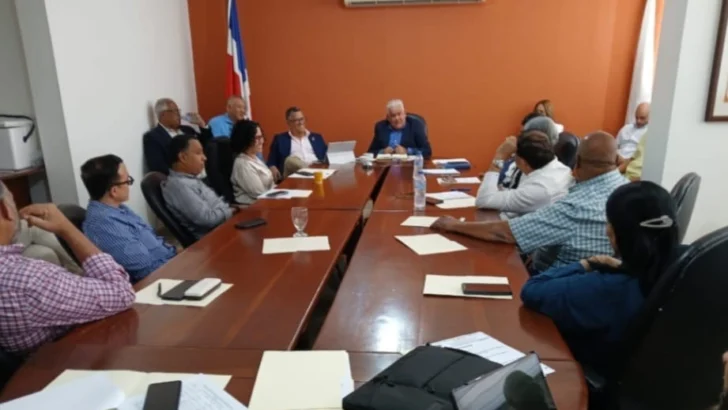 Anadegas afirma que terminan los plazos para el uso de tarjetas en las estaciones de gasolinas